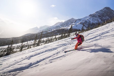 Kananaskis is only 30 minutes drive from Carriag Ridge. The park features multiple recreation opportunities, including downhill skiing at Fortress and Kananaskis